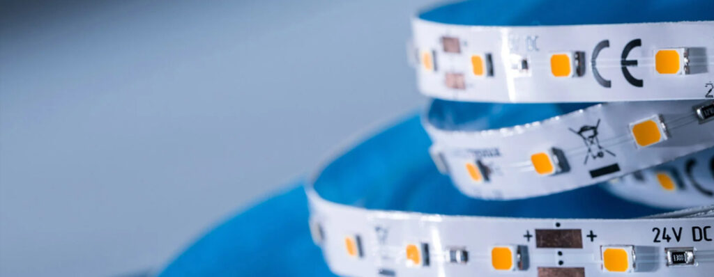 Flexible LED linear lighting strip warm white
