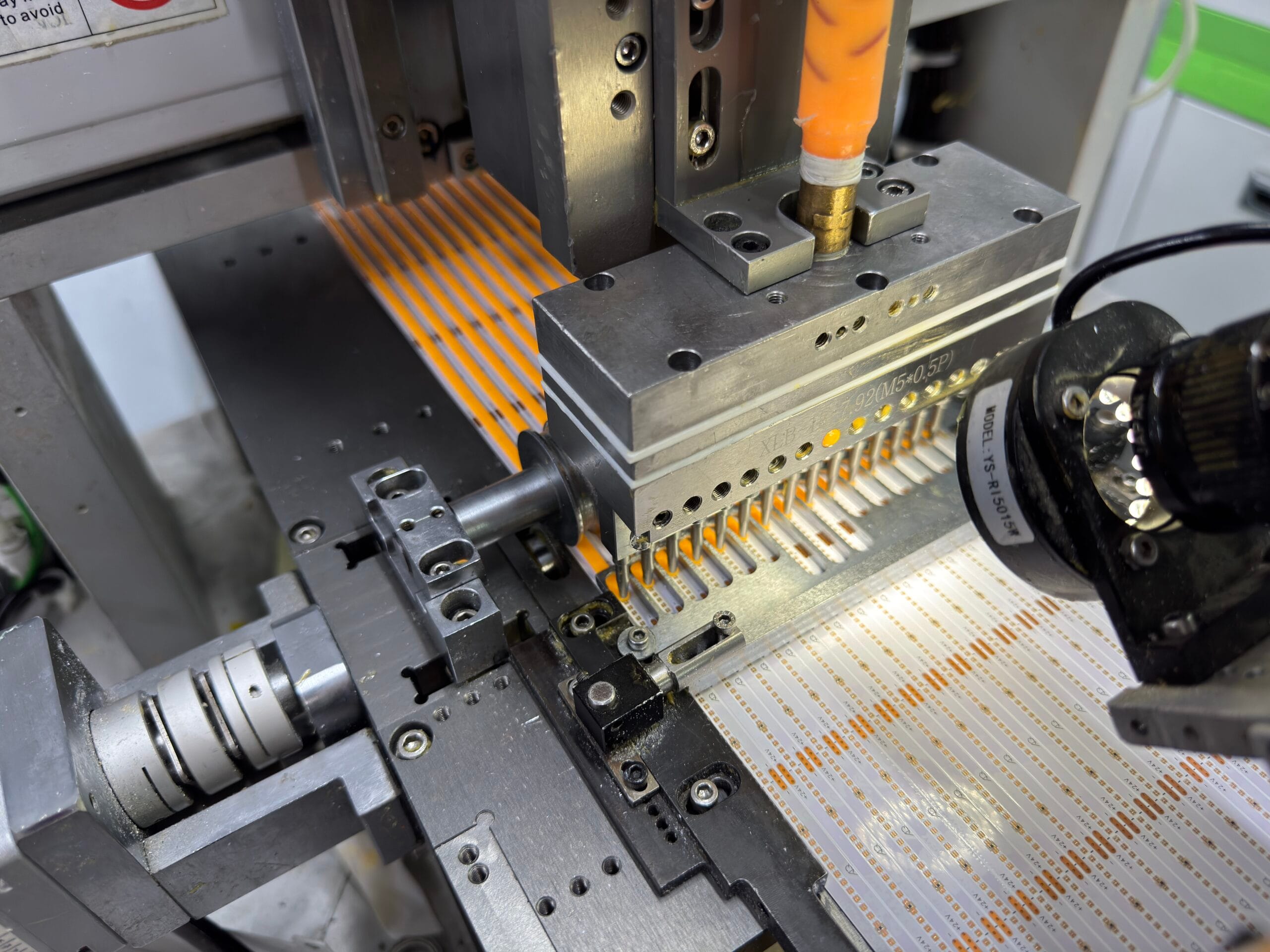 COB PCB Precision Die Extrusion